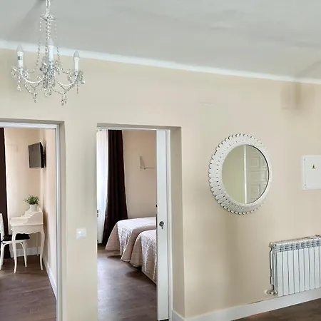 El Piso Del Patio Chico