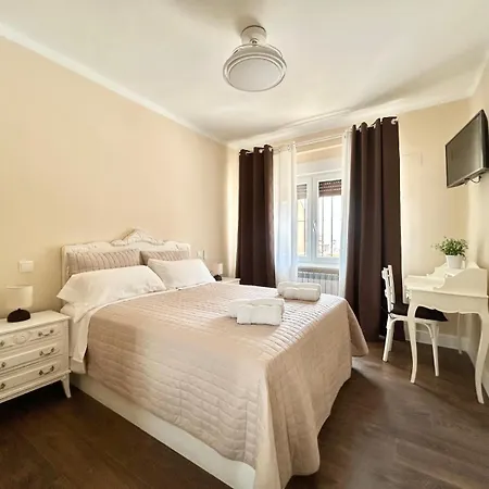 Daire El Piso Del Patio Chico *